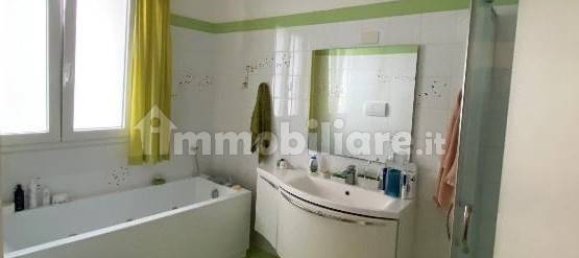 Studio in Vittoria, Italy, Nr. 351549 11