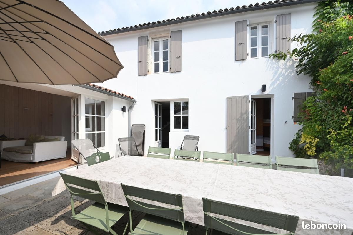 Casa de 5 dormitorios en Le Bois-Plage-en-Re, France No. 340721