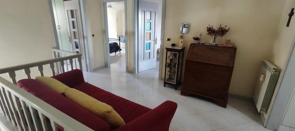 5غرفة شقة في Melito di Napoli, Italy رقم 15537 35