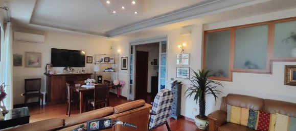 5غرفة شقة في Melito di Napoli, Italy رقم 15537 18