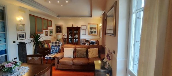 5غرفة شقة في Melito di Napoli, Italy رقم 15537 20