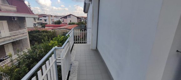 5غرفة شقة في Melito di Napoli, Italy رقم 15537 29