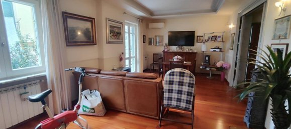 5غرفة شقة في Melito di Napoli, Italy رقم 15537 22