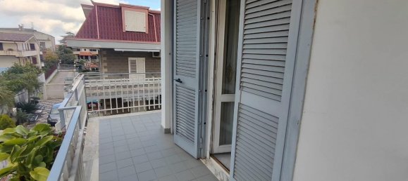 5غرفة شقة في Melito di Napoli, Italy رقم 15537 25