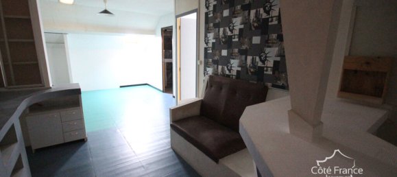 3 Schlafzimmer Haus in Fumay, France, Nr. 57983 14