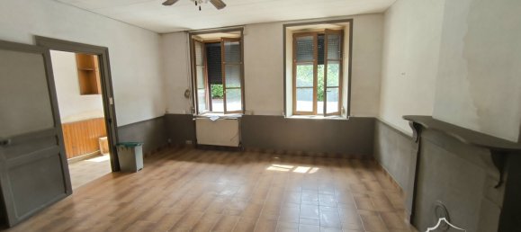 3 Schlafzimmer Haus in Fumay, France, Nr. 57983 8