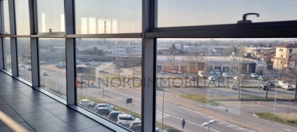 1 room Office in Brescia, Italy No. 163386 12