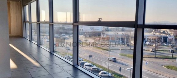 1 room Office in Brescia, Italy No. 163386 20