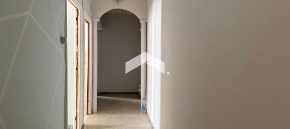 2 bedrooms Apartment in San Giorgio a Cremano, Italy No. 329709 2