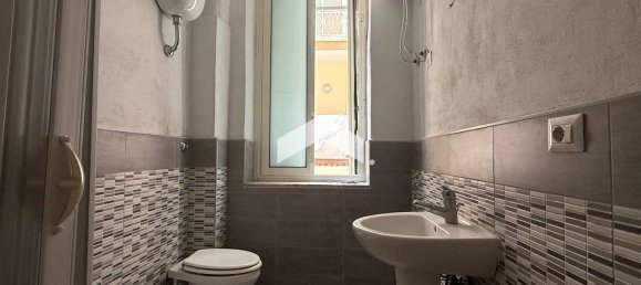 2 bedrooms Apartment in San Giorgio a Cremano, Italy No. 329709 8