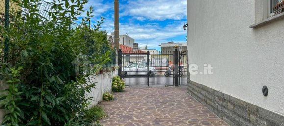 3 bedrooms House in Trieste, Italy No. 278839 5