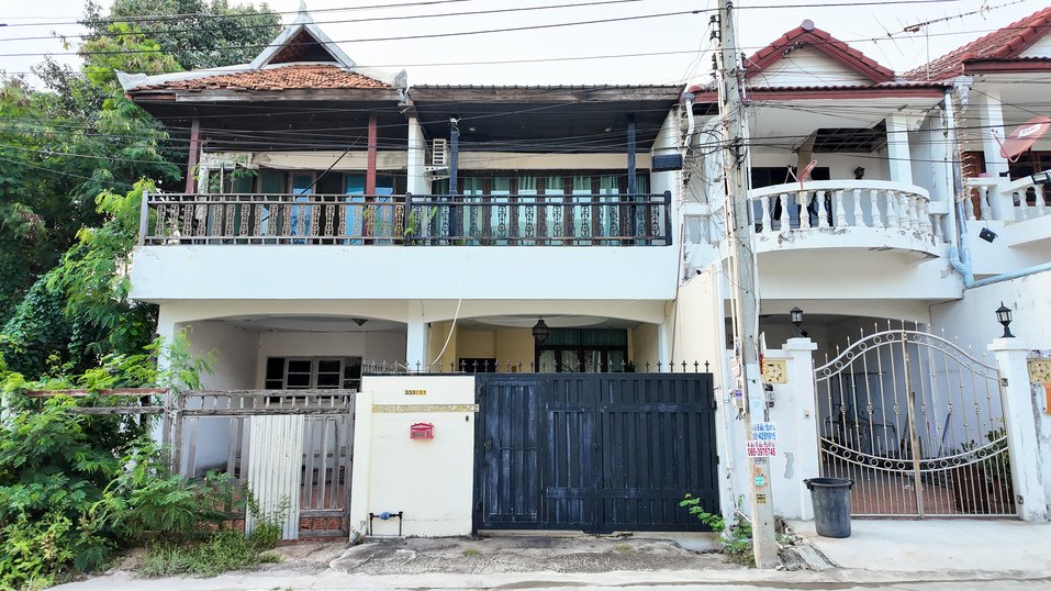 3 bedrooms Villa for sale in Pattaya, Chonburi, Eastern Thailand, Thailand № 69306