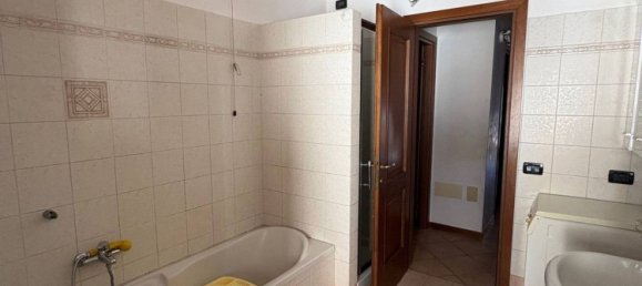 3 rooms Apartment in Villa d'Ogna, Italy No. 300171 13