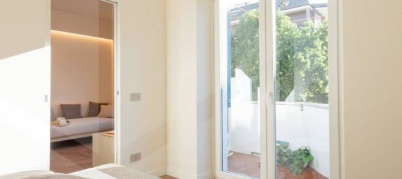 1 bedroom Apartment in Milan, Italy No. 242038 16