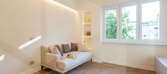 1 bedroom Apartment in Milan, Italy No. 242038 5