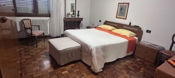 4 rooms Apartment in Rovigo, Italy No. 11660 5