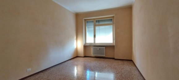 3 bedrooms Apartment in Moncalieri, Italy No. 345659 6