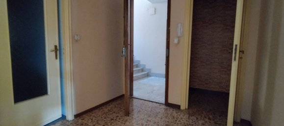 3 bedrooms Apartment in Moncalieri, Italy No. 345659 12