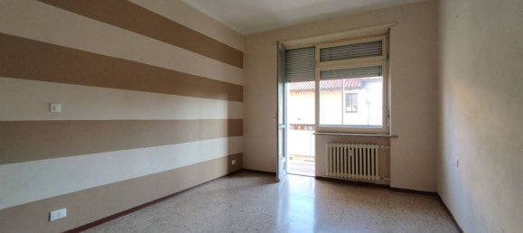 3 bedrooms Apartment in Moncalieri, Italy No. 345659 3