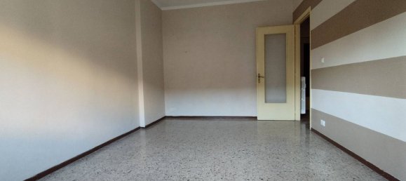 3 bedrooms Apartment in Moncalieri, Italy No. 345659 4