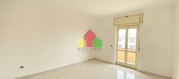 4 rooms House in Giugliano in Campania, Italy No. 185910 73