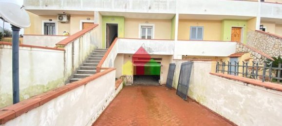 4 rooms House in Giugliano in Campania, Italy No. 185910 58