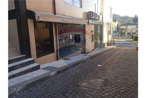 87m² Commercial property in Amares, Portugal No. 33716