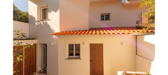 4 bedrooms Villa in Cascais, Portugal No. 104763 21