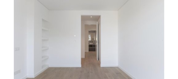 4 bedrooms Villa in Cascais, Portugal No. 104763 43