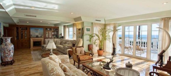 5 bedrooms Villa in San Juan, Spain No. 2514 15