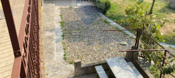 3 bedrooms House in Meina, Italy No. 379878 7