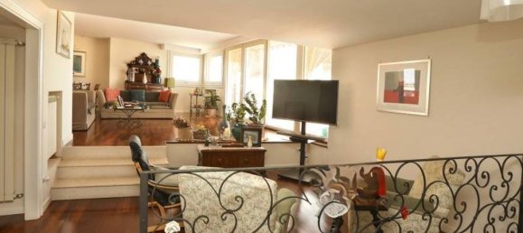 5-salle Penthouse à Naples, Italy No. 310021 11