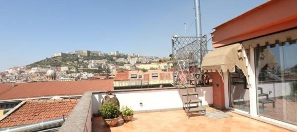 5-salle Penthouse à Naples, Italy No. 310021 22