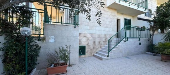 4 rooms Apartment in Altamura, Italy No. 35445 2