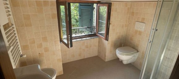 5 rooms Duplex in Varese Ligure, Italy No. 275620 32