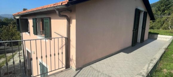 5 rooms Duplex in Varese Ligure, Italy No. 275620 5