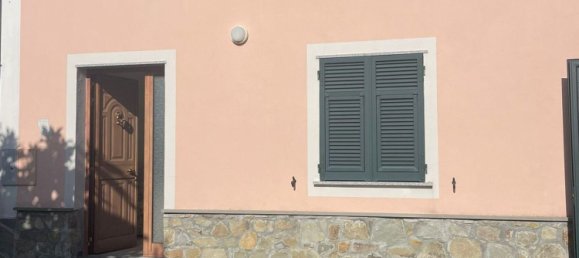 5 rooms Duplex in Varese Ligure, Italy No. 275620 3