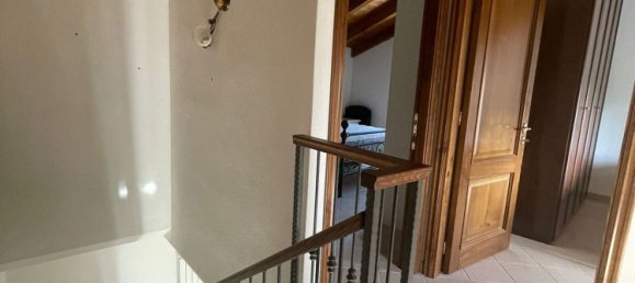 5 rooms Duplex in Varese Ligure, Italy No. 275620 20