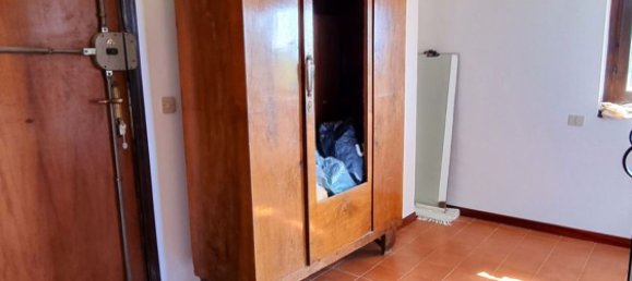 5 rooms Apartment in Trevignano Romano, Italy No. 8710 18