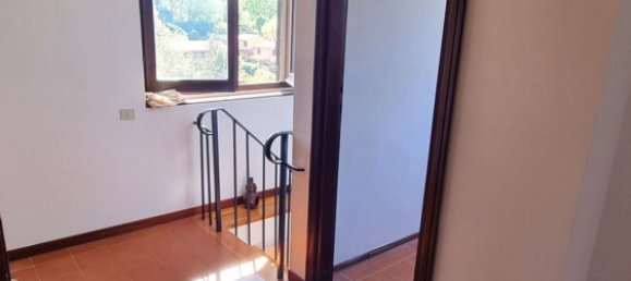 5 rooms Apartment in Trevignano Romano, Italy No. 8710 19