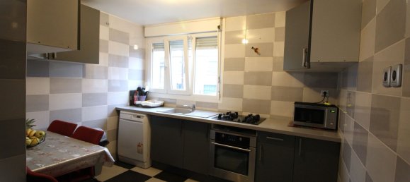 8 bedrooms House in Le Blanc-Mesnil, France No. 180326 4