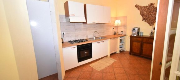4 rooms House in San Giuliano Terme, Italy No. 167599 17
