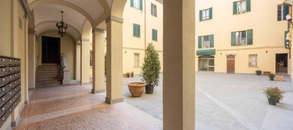 5 rooms Apartment in Bologna, Italy No. 35099 21