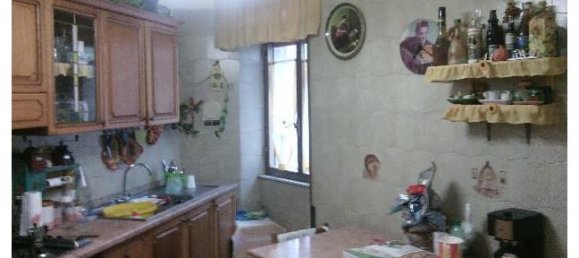 5 rooms Apartment in Enna, Italy No. 252397 6