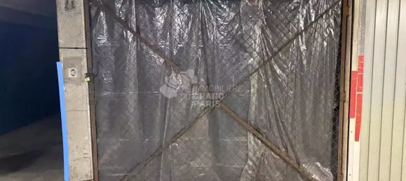 12m² Garage in Vitry-sur-Seine, France No. 115410 3