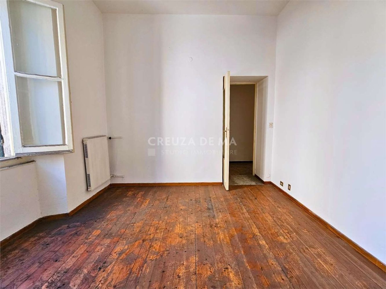 4غرفة شقة في Rapallo, Italy رقم 218809