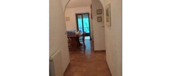 Квартира с 4 комнатами в Котроней, Италия № 253503 2