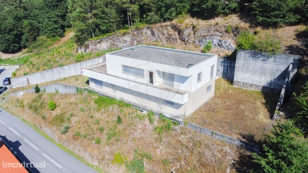 4 chambres Maison à Povoa de Lanhoso, Portugal No. 180313