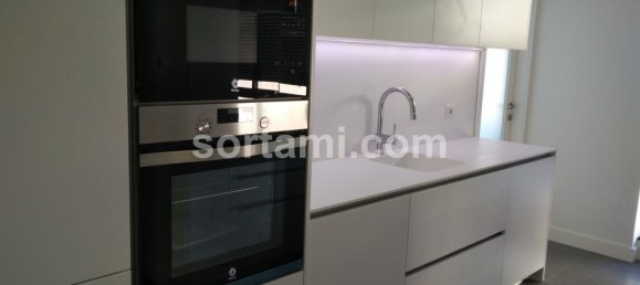 4 bedrooms Apartment in Porto, Portugal No. 245459 9