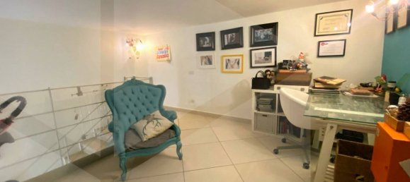 Apartamento de 7 divisões em Naples, Italy N.º 20700 14